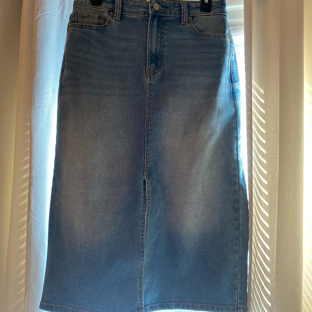 Time and Tru Light Blue Denim Skirt